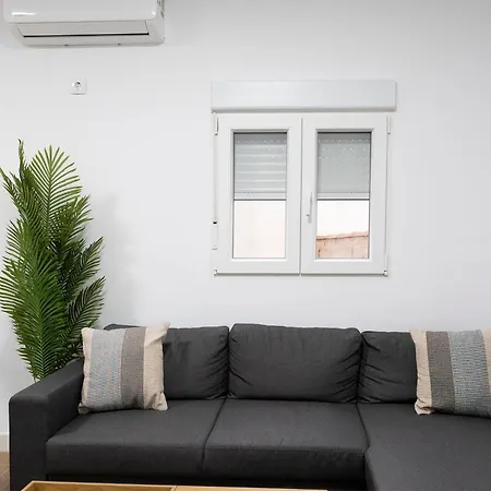 Apartment Altozano La Victoria A 2 Hab *